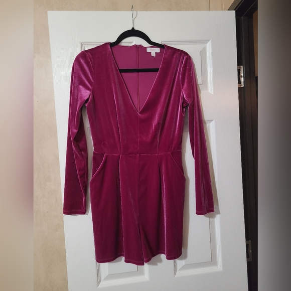 Candies long sleeve velvet Romper - Picture 4 of 9